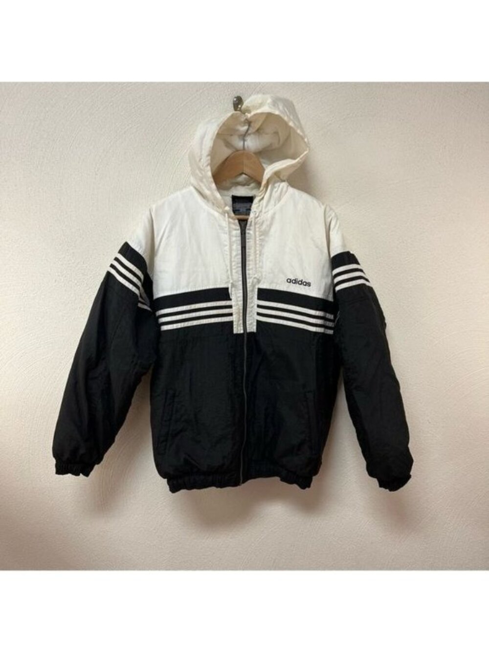 Adidas White Black Nylon Rain Jacket Vintage Colorblock Hooded Zip Up Sz M